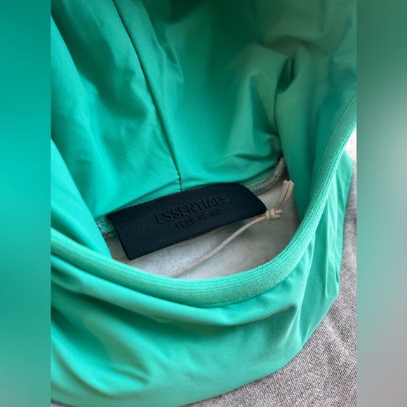 💎❇️Authentic Fear of God Essential Hoodie - Green Hood ✅💎 -XS - Picture 8 of 17